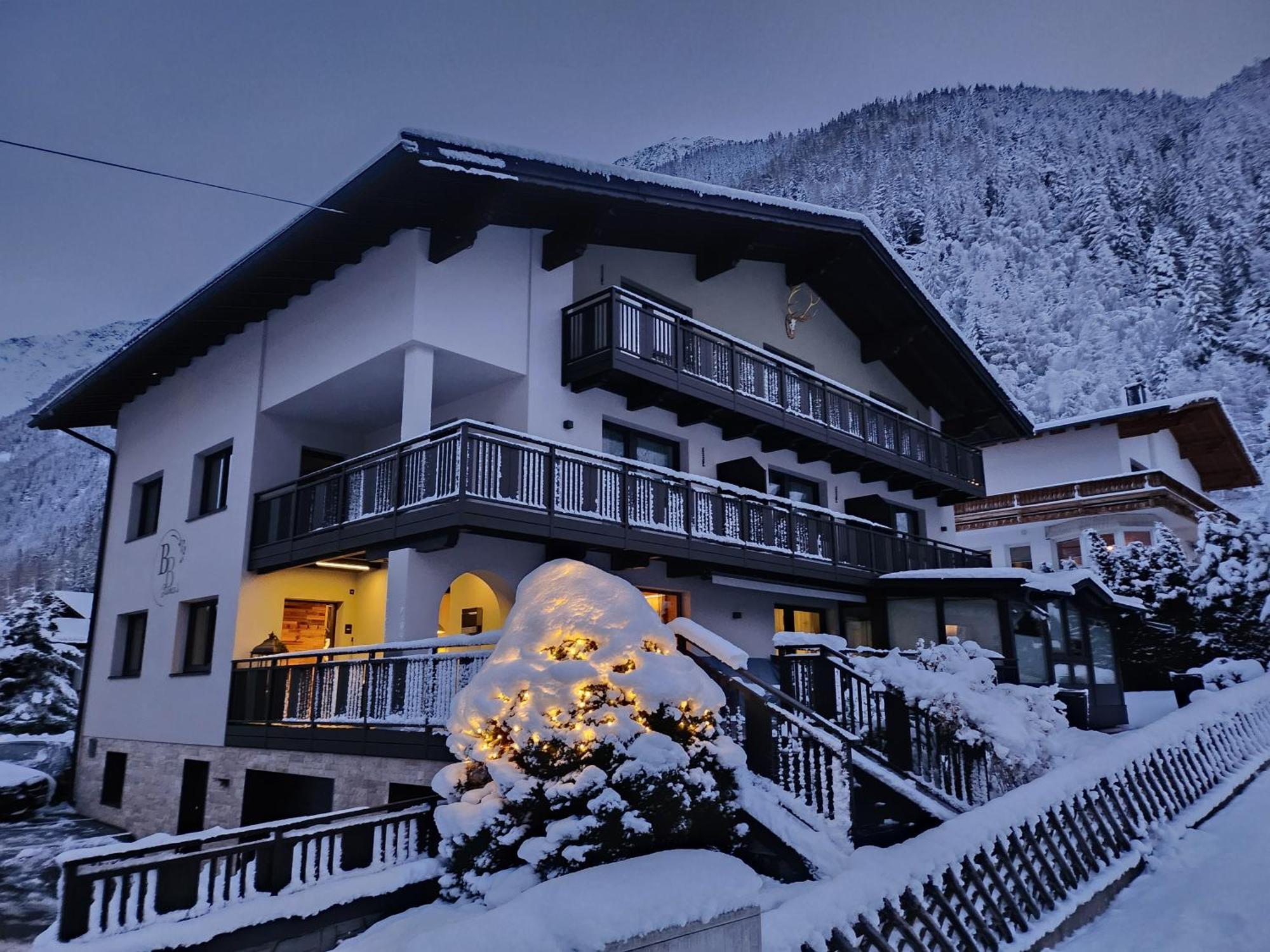 Hotel Tirolerheim Grüner Sölden Exterior foto